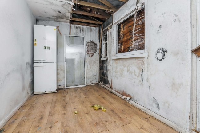 52 Lucerne Road, Wallasey, CH44 7HA 10