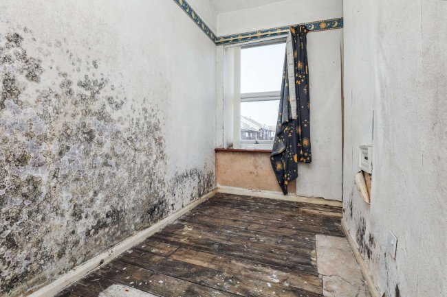 52 Lucerne Road, Wallasey, CH44 7HA 10