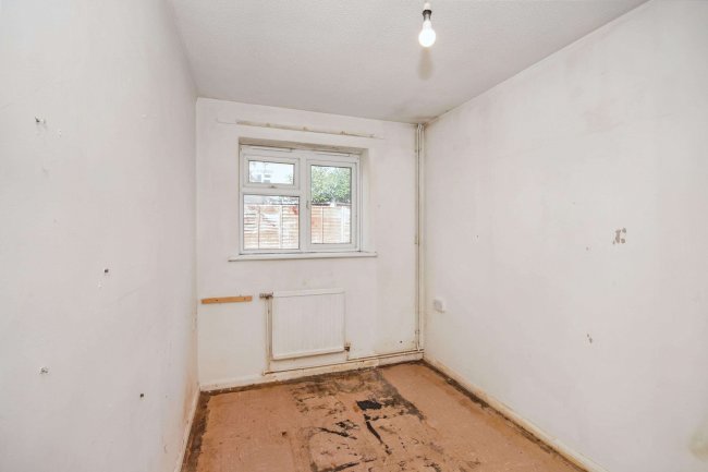 1 Carter Close, Brampton, Huntingdon, Cambridgeshire PE28 4UY 9