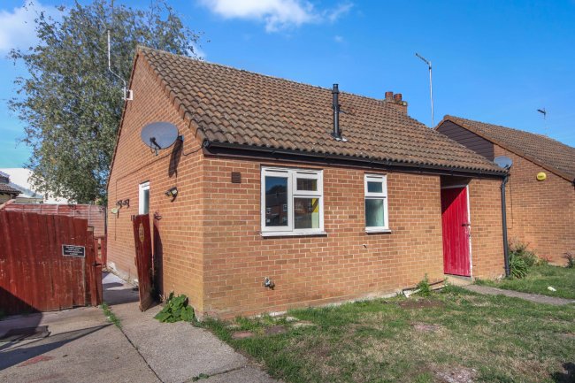 1 Carter Close, Brampton, Huntingdon, Cambridgeshire PE28 4UY 9