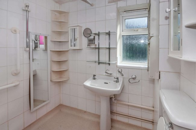 1 Carter Close, Brampton, Huntingdon, Cambridgeshire PE28 4UY 9