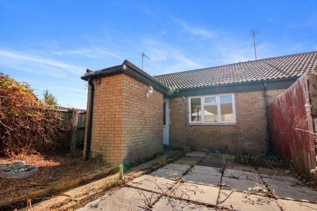10 Beaumaris Road, Sawtry, Huntingdon, Cambridgeshire PE28 5SF 4