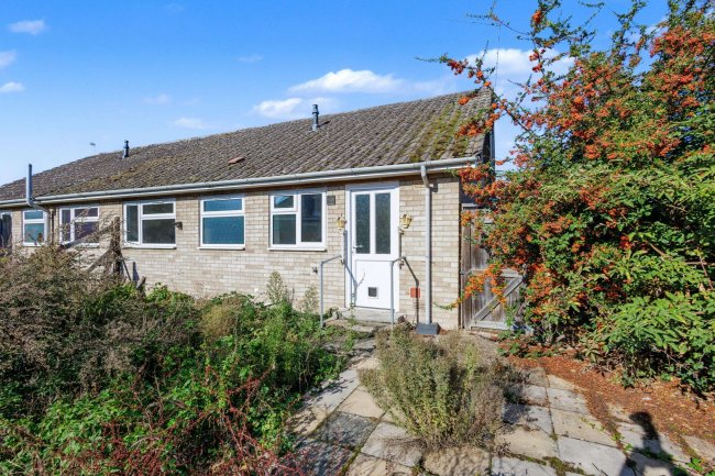 11 Cranfield Way, Buckden, St. Neots, Cambridgeshire, PE19 5TJ 2