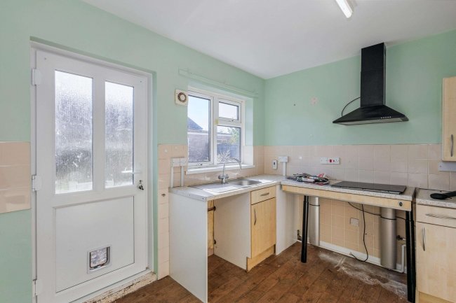 11 Cranfield Way, Buckden, St. Neots, Cambridgeshire, PE19 5TJ 2