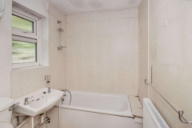 13 School Road, Warboys, Huntingdon, Cambridgeshire, PE28 2SX 6