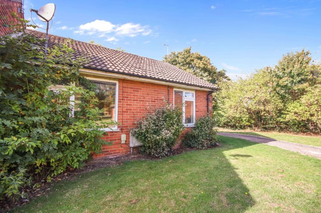 13 School Road, Warboys, Huntingdon, Cambridgeshire, PE28 2SX 6