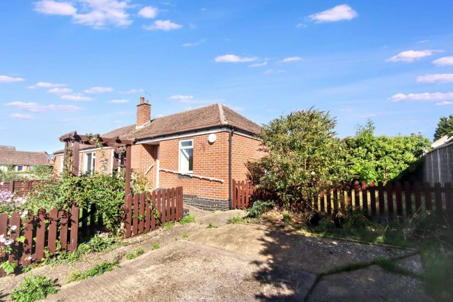 14 Montagu Road, Great Stukeley, Cambridgeshire, PE28 4AS 10