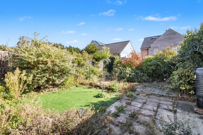 14 Montagu Road, Great Stukeley, Cambridgeshire, PE28 4AS 10