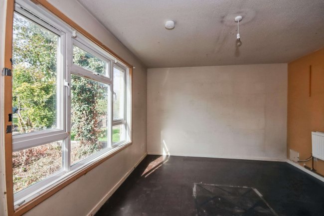 16 Dukes Road, Eaton Socon, St. Neots, Cambridgeshire, PE19 8DD 7