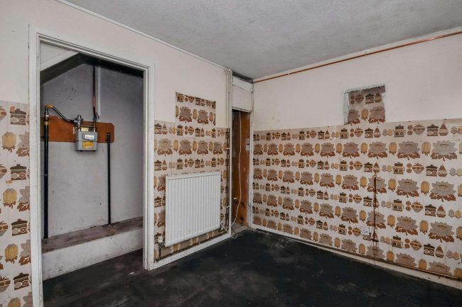 16 Dukes Road, Eaton Socon, St. Neots, Cambridgeshire, PE19 8DD 7