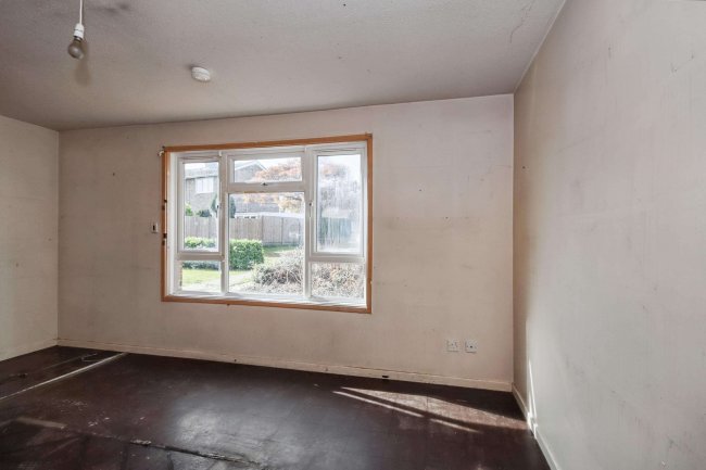 16 Dukes Road, Eaton Socon, St. Neots, Cambridgeshire, PE19 8DD 7