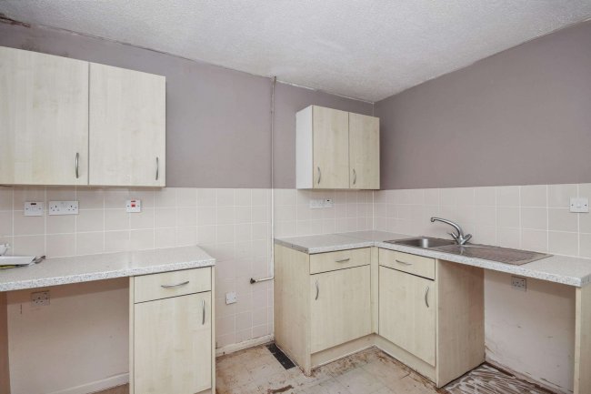 5 The Leys, Sawtry, Huntingdon, Cambridgeshire, PE28 5SE 3