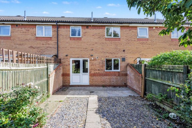 14 Bowness, Wellingborough, Northamptonshire, NN8 3FS 10