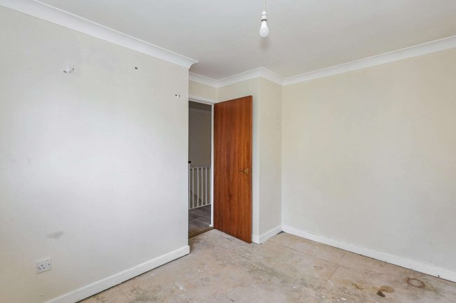 14 Bowness, Wellingborough, Northamptonshire, NN8 3FS 10