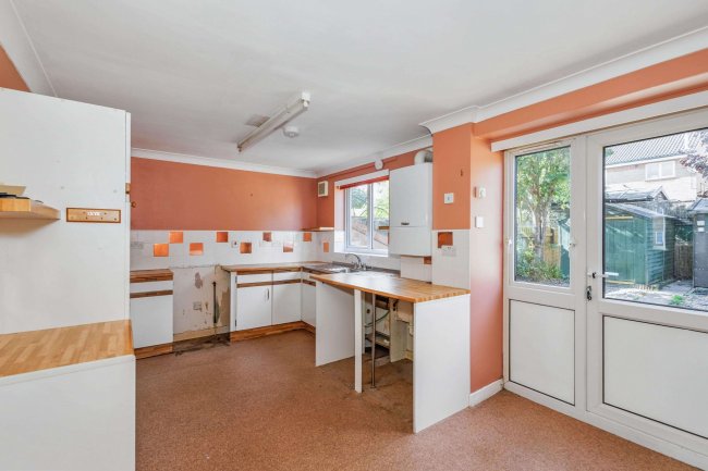 14 Bowness, Wellingborough, Northamptonshire, NN8 3FS 10