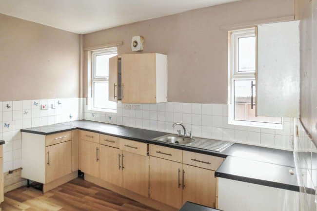 2 Chesterfield Road, Blackpool, Lancashire, FY1 2PP 15