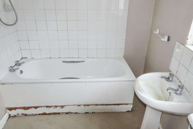 2 Chesterfield Road, Blackpool, Lancashire, FY1 2PP 15