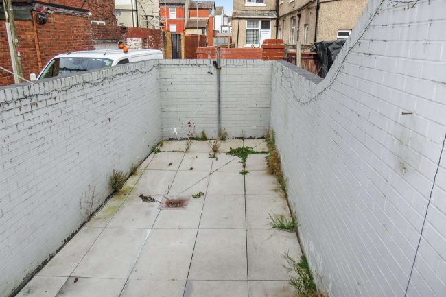 2 Chesterfield Road, Blackpool, Lancashire, FY1 2PP 15