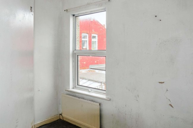 2 Chesterfield Road, Blackpool, Lancashire, FY1 2PP 15