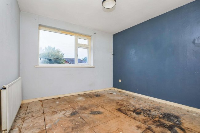 51 Town Lane, Southport, PR8 6NJ 5