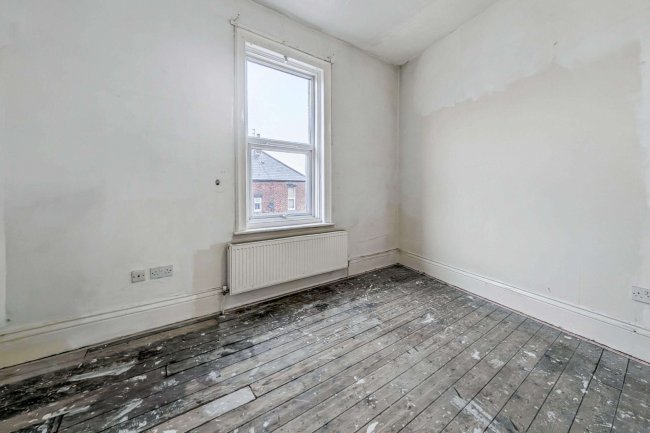 15 Marlborough Street North, South Shields, Tyne & Wear, NE33 4DA 4