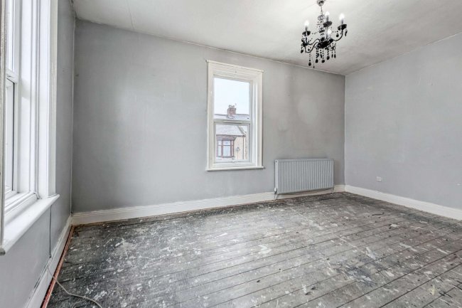 15 Marlborough Street North, South Shields, Tyne & Wear, NE33 4DA 4