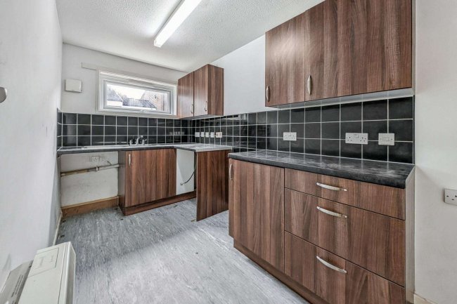 18 Elliott Drive, Felling, Gateshead, Tyne & Wear, NE10 9QY 2