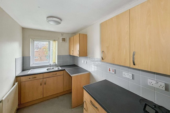 21 Mapleton Drive, Hemlington, Middlesbrough TS8 9NF 3