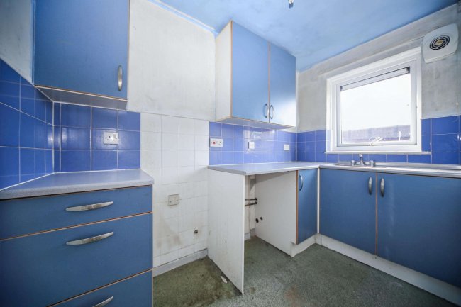 8 Fell View, Chorley, Lancashire, PR6 0NT 2