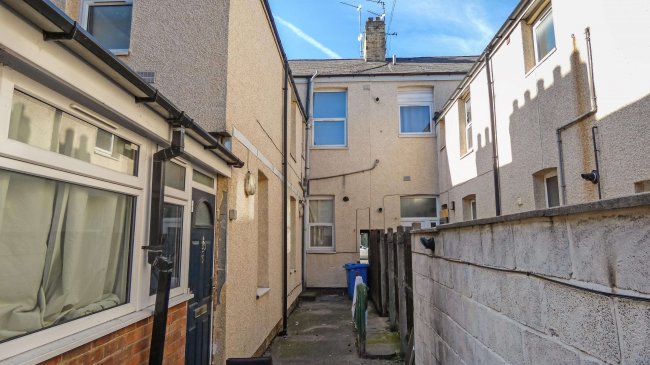 Flat 1, 15 Hutt Street, Hull, East Yorkshire, HU3 1QL 9