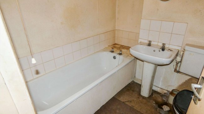 Flat 1, 15 Hutt Street, Hull, East Yorkshire, HU3 1QL 9