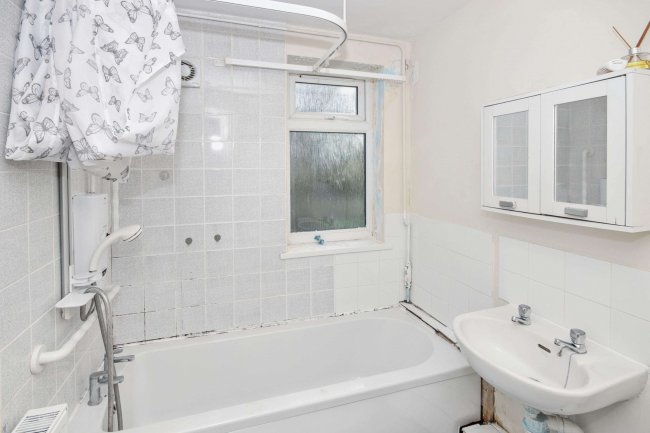 12 Blake Court, Swaffham, Norfolk, PE37 8HG 52