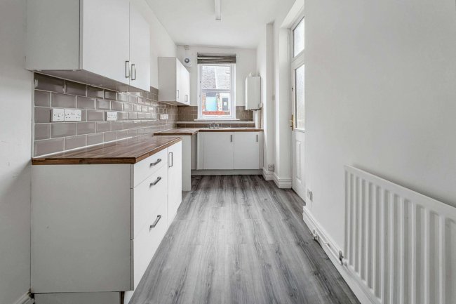 340 Whitehall Road, Gateshead, Tyne and Wear NE8 4PX 10