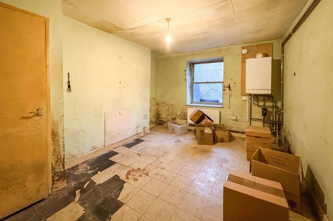 Flat A, 21 Ashley Road, Montpelier, Bristol, BS6 5NH 6