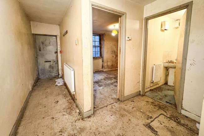 Flat A, 21 Ashley Road, Montpelier, Bristol, BS6 5NH 6