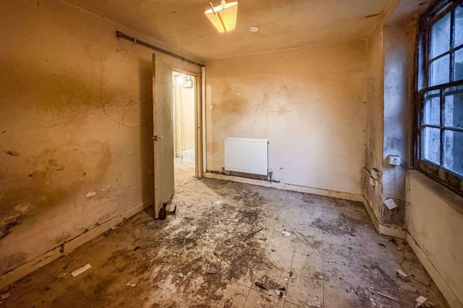 Flat A, 21 Ashley Road, Montpelier, Bristol, BS6 5NH 6