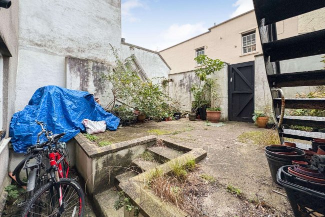 Flat A, 21 Ashley Road, Montpelier, Bristol, BS6 5NH 6