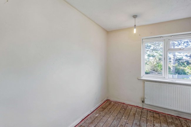 19 Wintringham Road, St. Neots, Cambridgeshire, PE19 1NX 3