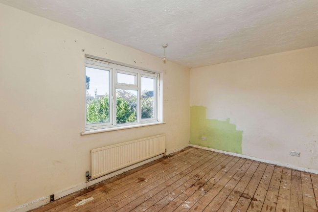 19 Wintringham Road, St. Neots, Cambridgeshire, PE19 1NX 3