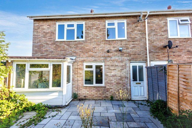 19 Wintringham Road, St. Neots, Cambridgeshire, PE19 1NX 3