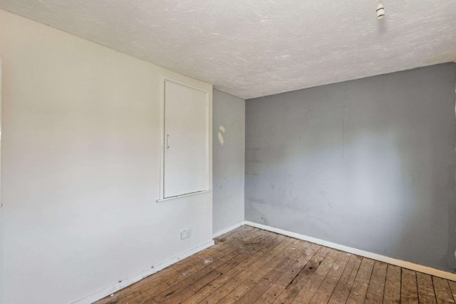 19 Wintringham Road, St. Neots, Cambridgeshire, PE19 1NX 3