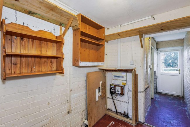 19 Wintringham Road, St. Neots, Cambridgeshire, PE19 1NX 3