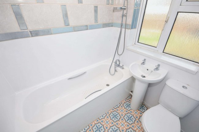 29 Little Farthing Close, St. Ives, Cambridgeshire, PE27 5JU 8