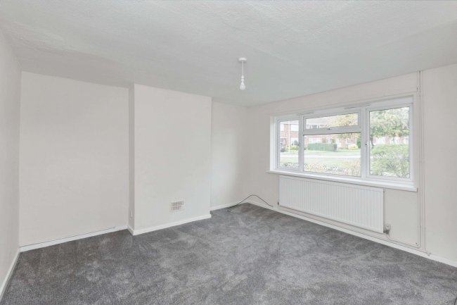 9 Moyne, Sawtry, Huntingdon, Cambridgeshire, PE28 5TN 6