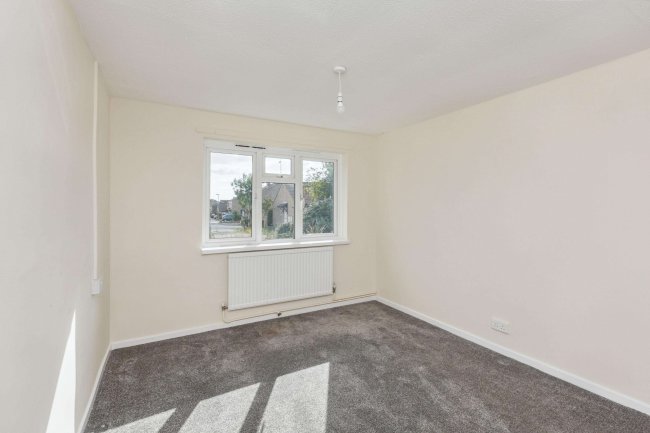 9 Moyne, Sawtry, Huntingdon, Cambridgeshire, PE28 5TN 6