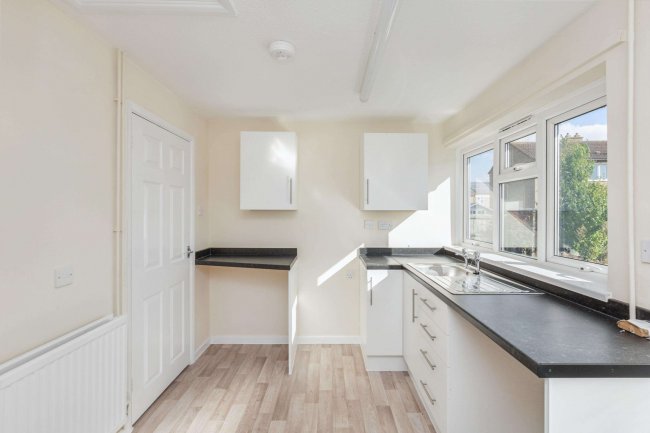 9 Moyne, Sawtry, Huntingdon, Cambridgeshire, PE28 5TN 6