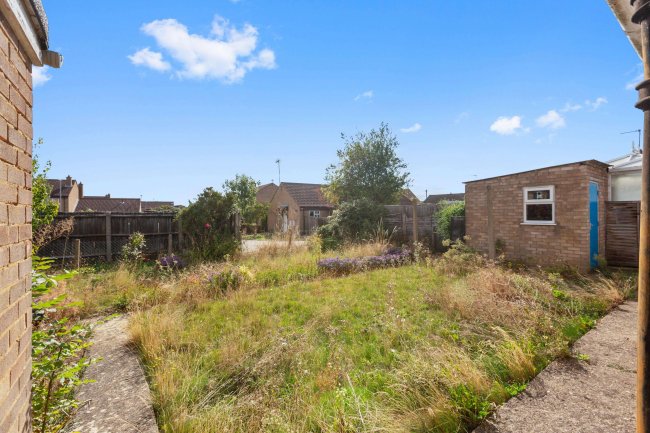 9 Moyne, Sawtry, Huntingdon, Cambridgeshire, PE28 5TN 6