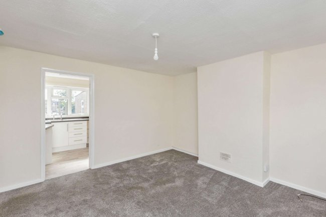 9 Moyne, Sawtry, Huntingdon, Cambridgeshire, PE28 5TN 6