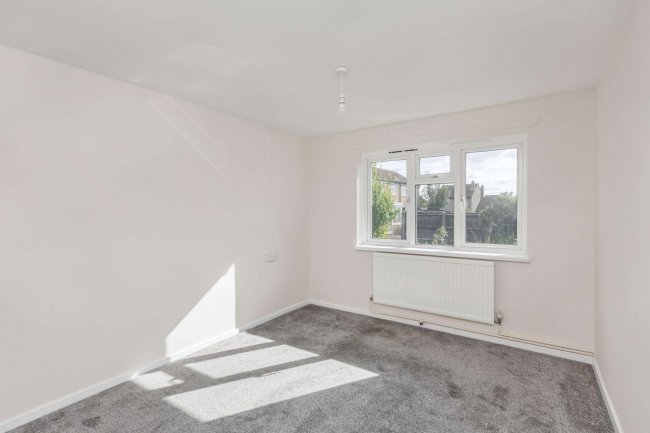 9 Moyne, Sawtry, Huntingdon, Cambridgeshire, PE28 5TN 6