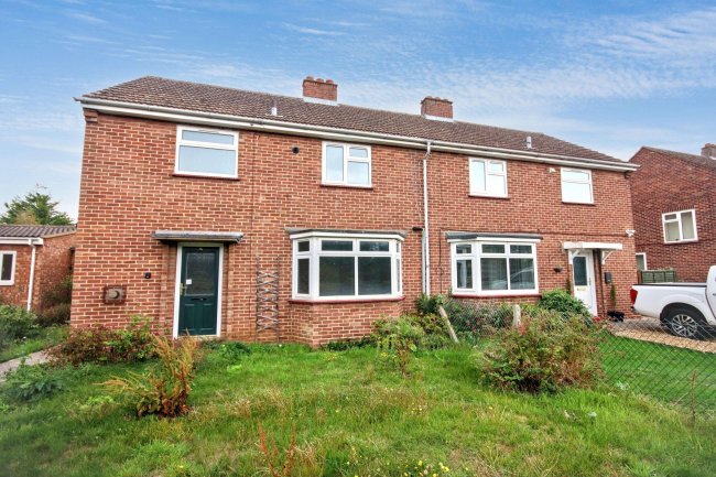 34 Hawthorn Road, St. Neots, Cambridgeshire, PE19 1EY 6